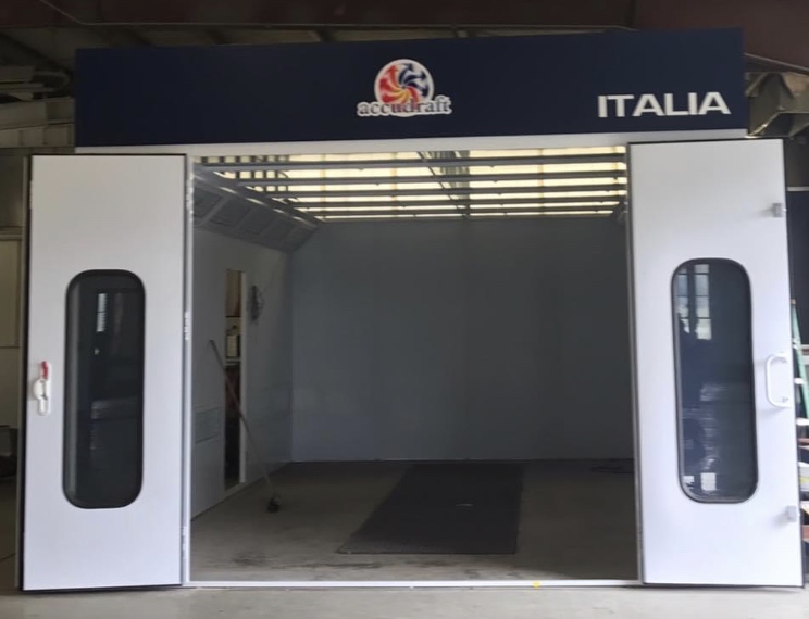 ITALIA Downdraft Paint Booth - Accudraft